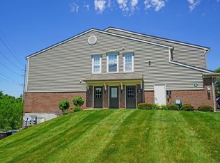1512 Shadowood Trl, Maineville, OH