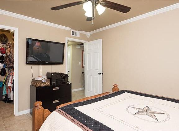 4th image of 3102 Glen Ora St #101
