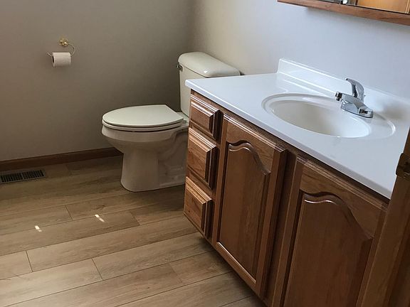 2nd image of 103 N Bend Dr #A