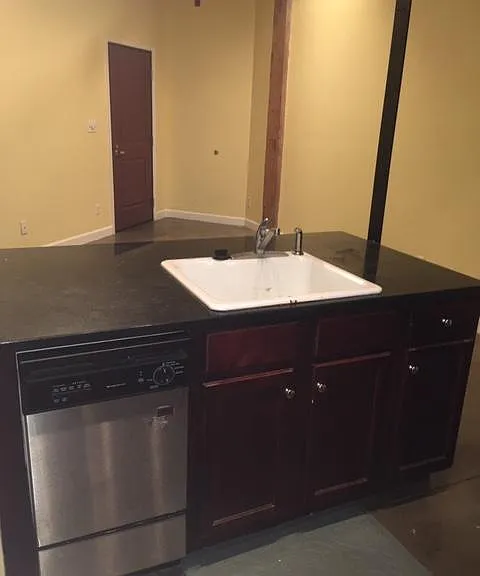 815 Porter St #111 — Photo 9