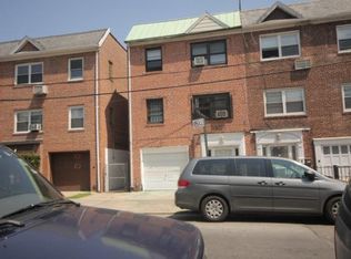 4165 76th St, Elmhurst, NY 11373