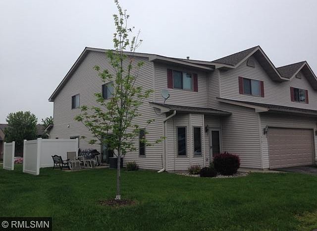 1st image of 615 2nd St NW #615