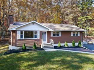 3205 Woodcrest Ave, Effort, PA 18330