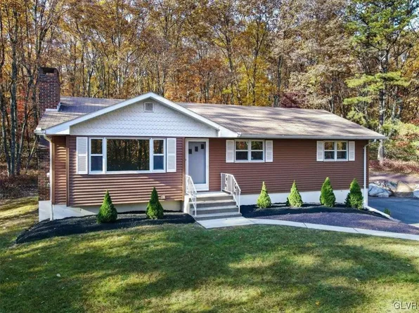 3205 Woodcrest Ave, Effort, PA 18330