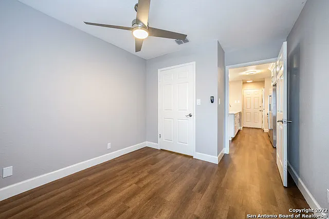 810 E Euclid Ave — Photo 14