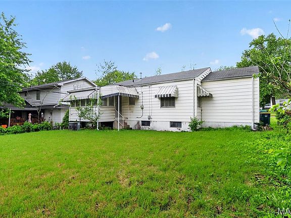 2nd image of 1128 Bliss Dr