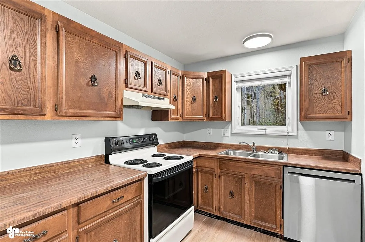 1 bed, 552 sqft, $1,550 — Photo 3