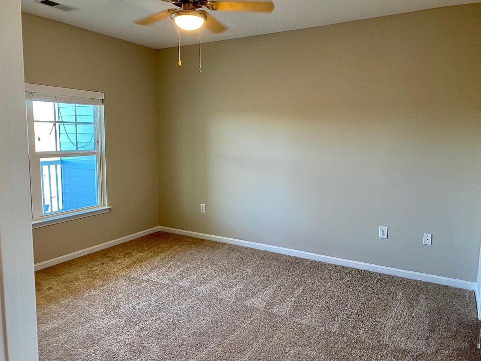 Linden Square 160 Stuard St Gaffney SC Zillow