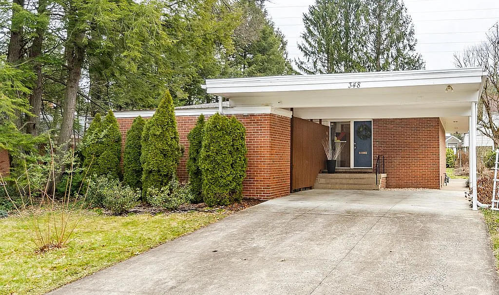 348 Rotary St photo 1