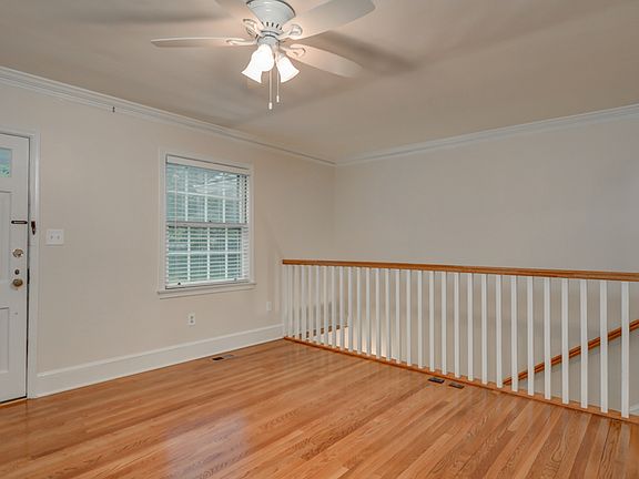 5th image of 553 Rock Springs Rd NE