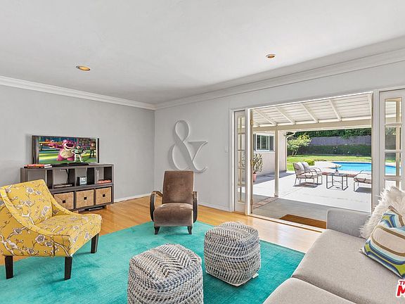 4th image of 4805 San Feliciano Dr