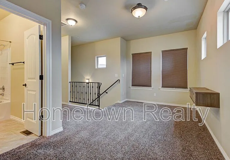 463 S Fretz Ave — Photo 21