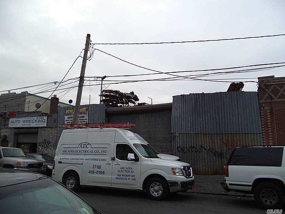 3rd image of 60 Berriman St