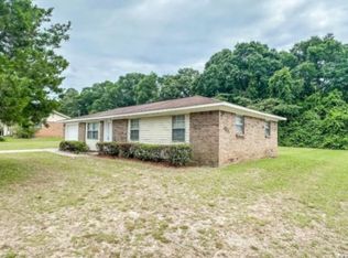 802 W Hendrix Ave, Geneva, AL 36340