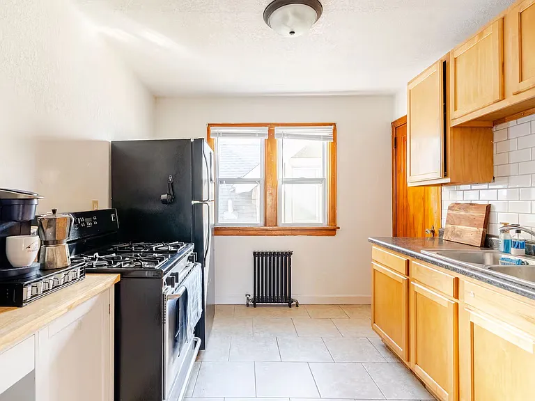 2104 Lowry Ave N #1 — Photo 4