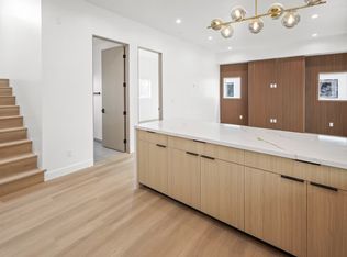 11010 Hortense St #1, North Hollywood, CA 91602