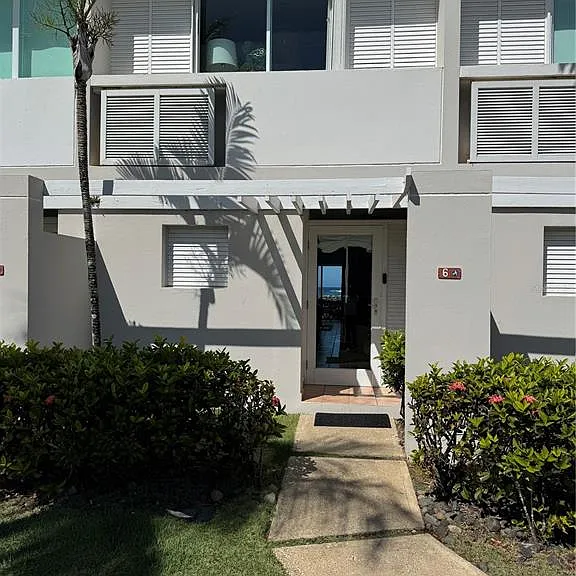 OCEAN VILLAS 6 — Photo 3