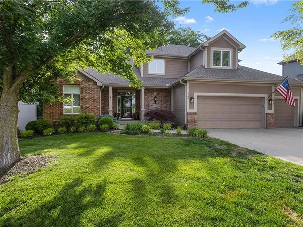 6180 N Nevada Ave, Kansas City, MO 64152