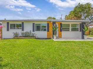 115 W 31st Court, Riviera Beach, FL 33404