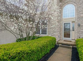 9359 Creighton Dr, Powell, OH 43065