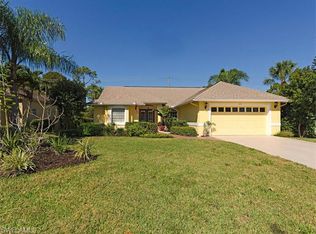 521 Raven Way, Naples, FL 34110