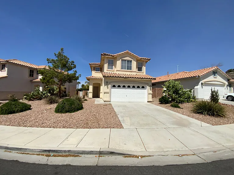 2392 Predera Ave — Photo 1