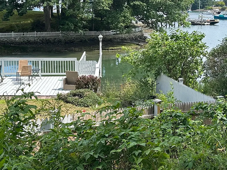 118 Whipple Rd — Photo 42