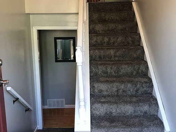 2nd image of 8187 Capricorn Dr