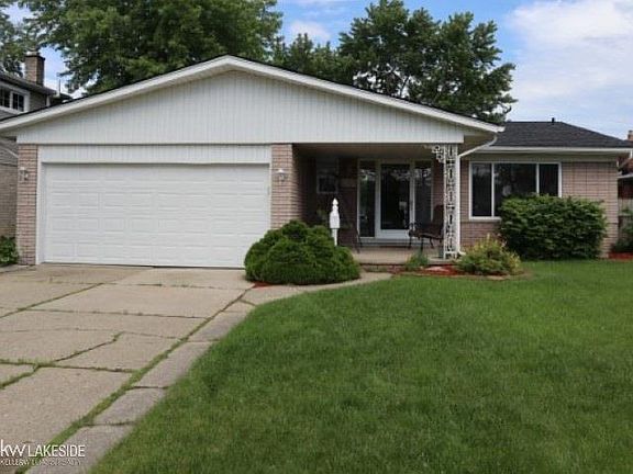 2nd image of 34868 Amsterdam Dr