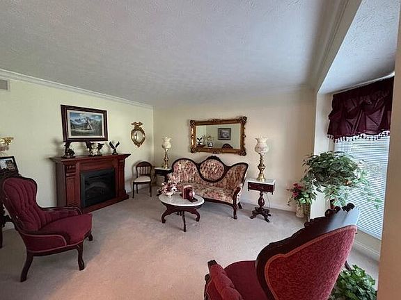 4th image of 229 Shearwood Ave