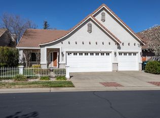 8121 E Carriage Ln, Fair Oaks, CA