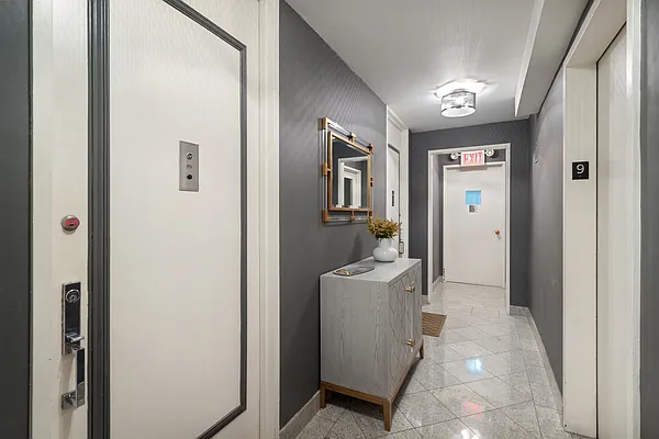 Rented by Sotheby's International Realty | media 11