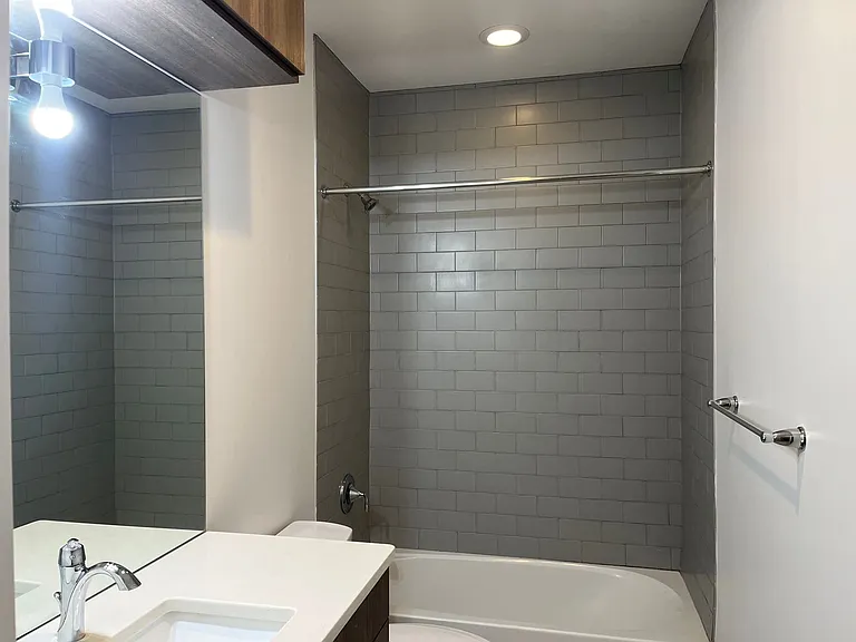 1206 Broadway — Photo 12