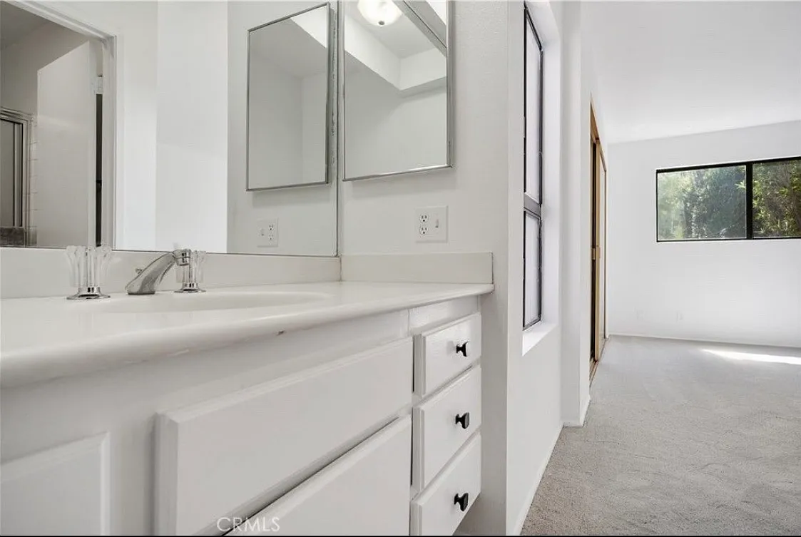2 bed, 1278 sqft, $2,000 — Photo 3