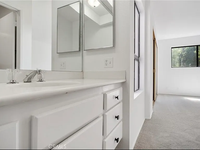 2240 S Palm Canyon Dr #20 — Photo 3