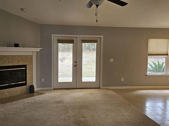 3rd image of 4450 TARRAGON Avenue