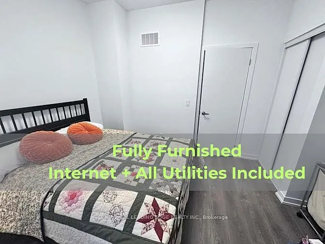 9 Spruce Pines Cres #4