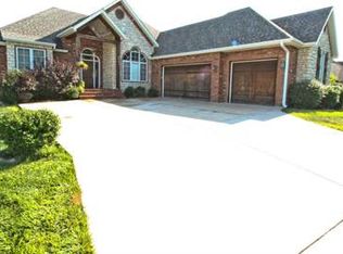 6053 S Brightwater Trl, Springfield, MO 65810
