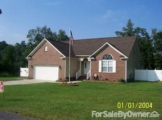 4808 Kiara Dr, Hope Mills, NC 28348