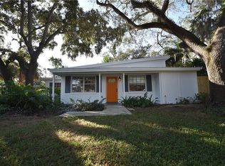 3304 W Van Buren Dr, Tampa, FL 33611