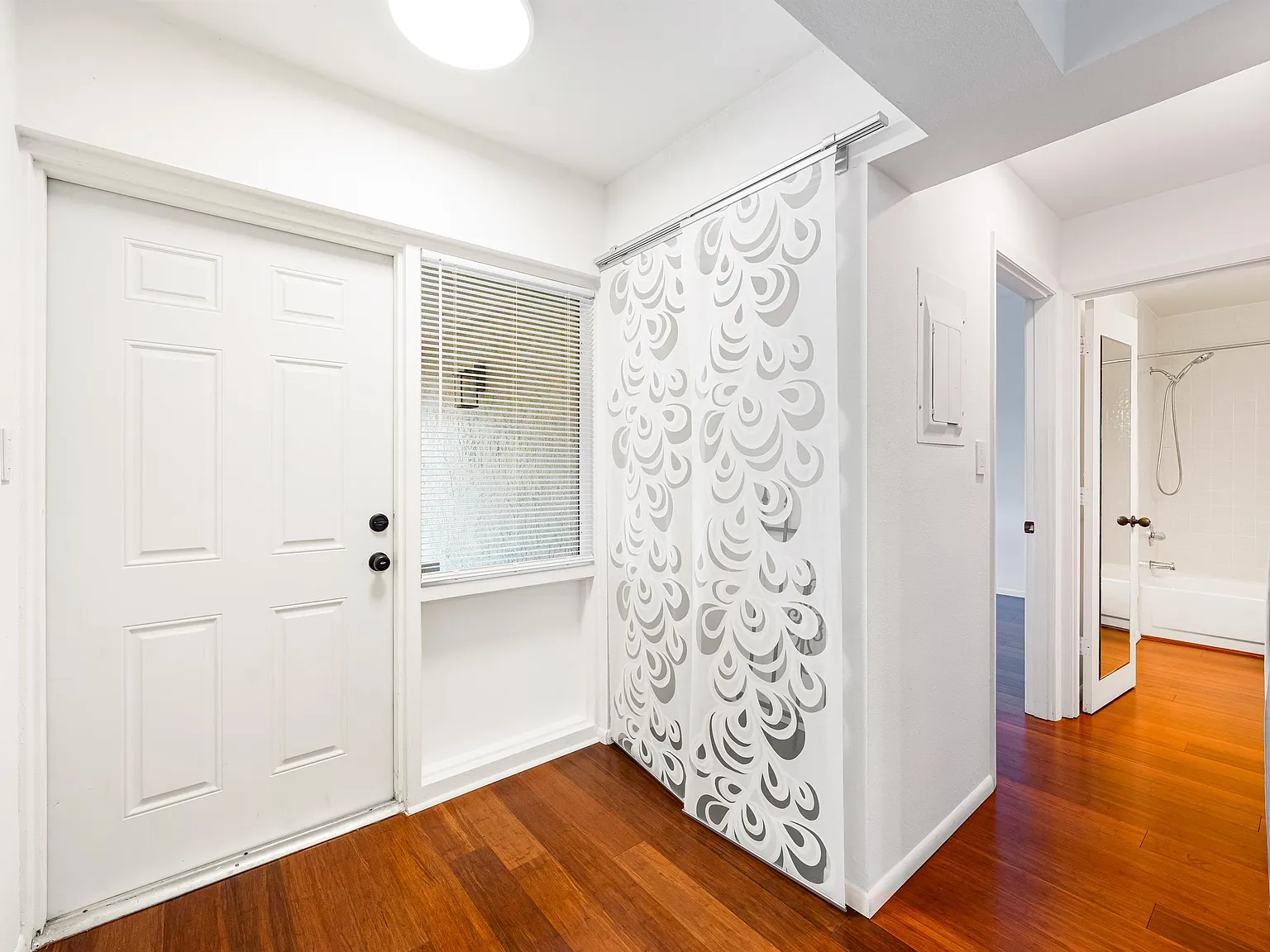 800 Hudson Avenue - 303 — Photo 4