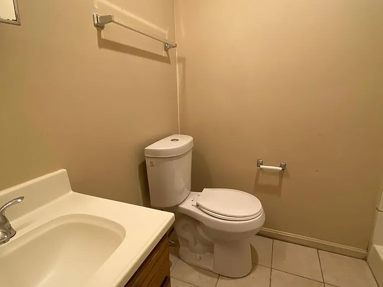 12339 Sandy Point Ct — Photo 17