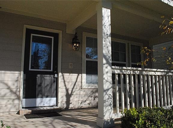 3rd image of 7124 Planters Row Dr