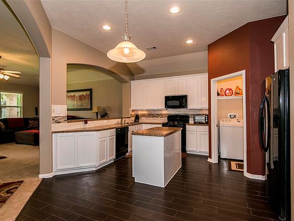 5th image of 4334 Payton Manor Ln