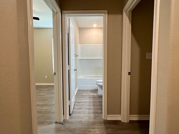 5th image of 4300 Huntingtower Dr Unit 1203