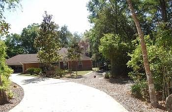 1st image of 4202 Holly Ct