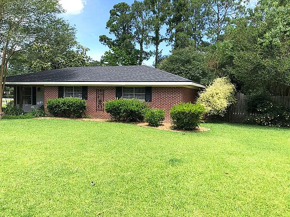 House - Ruth Dr view