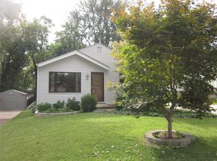 12 Young Dr, Saint Louis, MO 63135