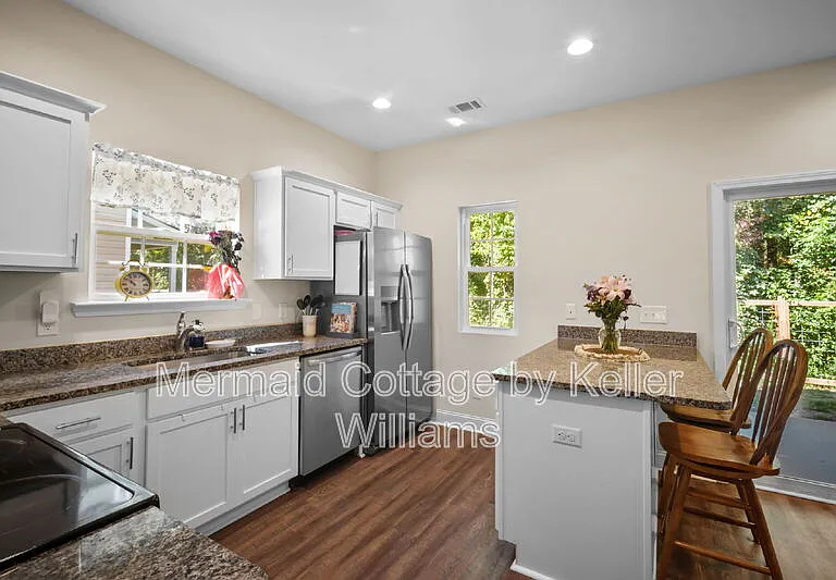 222 Admiration Ave — Photo 8