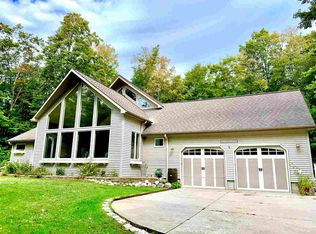 2852 Hill Rd NW, Rapid City, MI 49676